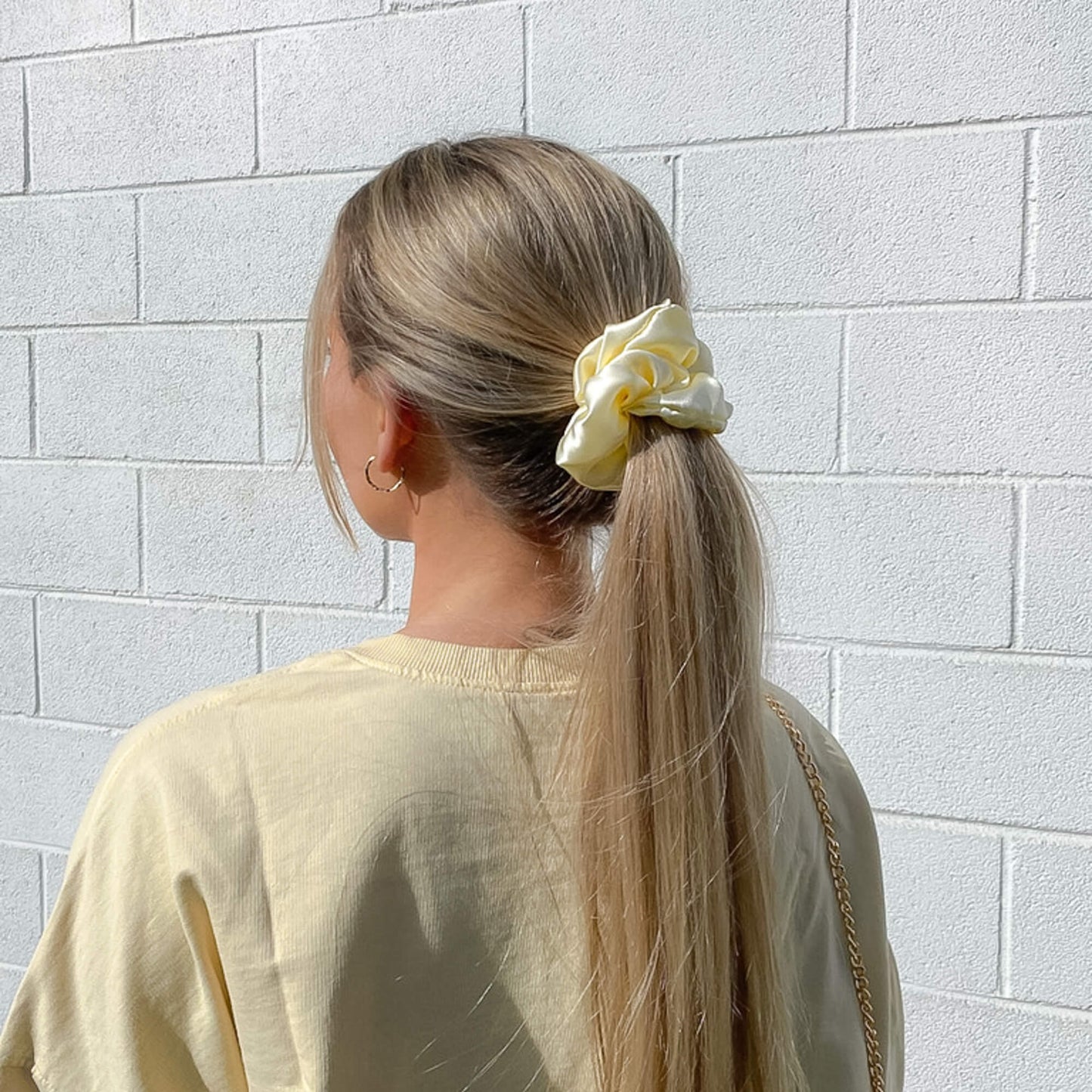 Mulberry Silk Medium Scrunchie - Buttercup