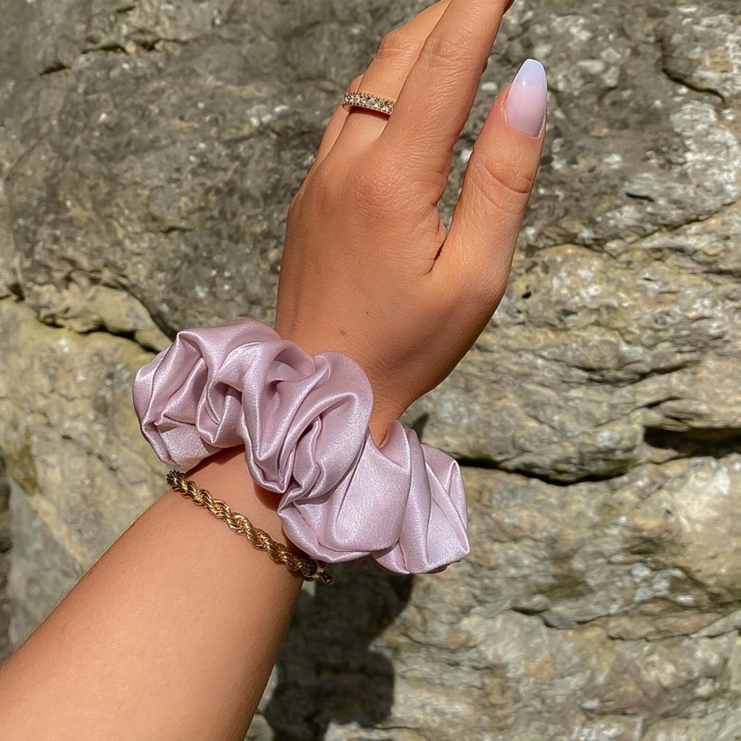 Mulberry Silk Deluxe Scrunchie - Lavender