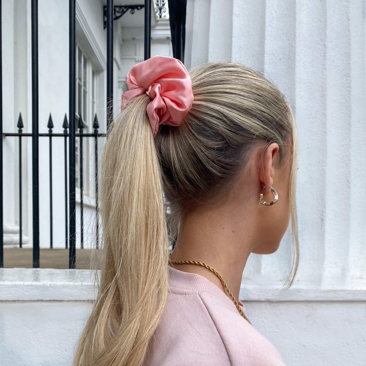 Mulberry Silk Medium Scrunchie - Rose