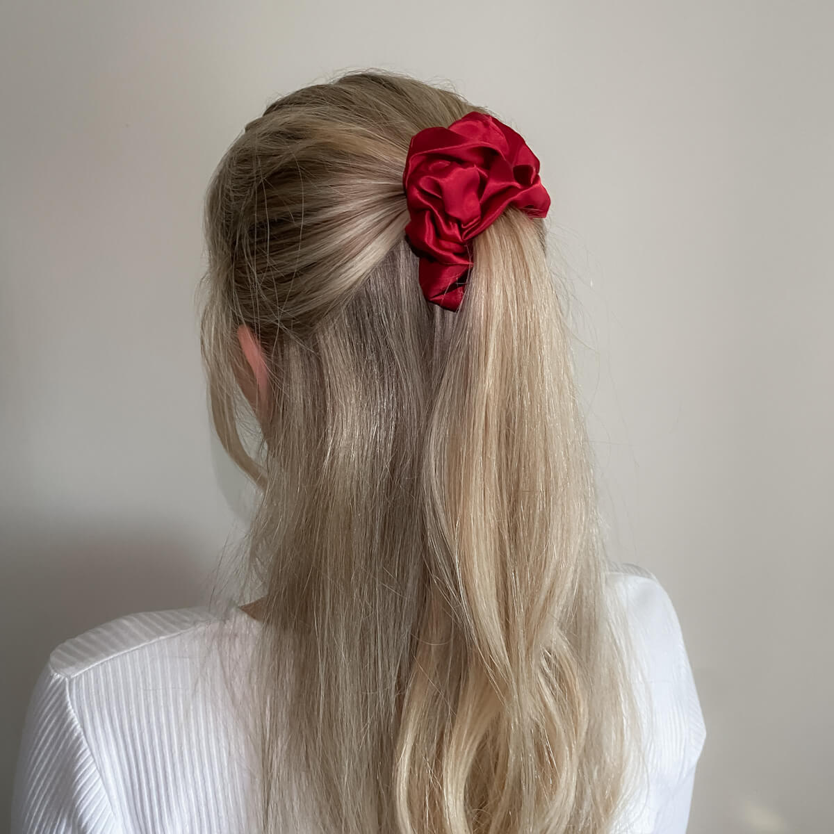 Mulberry Silk Medium Scrunchie - Wine